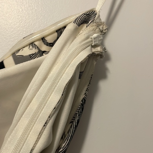 Sexy pencil dress for evenings out - Picture 8 of 11